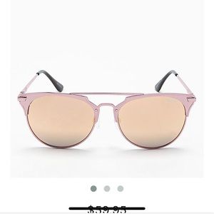 Rose Gold Quay x Chrisspy Gemini